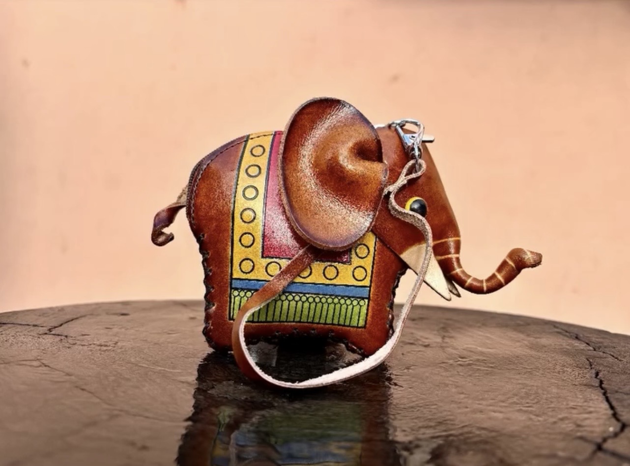 Porte-monnaie éléphant artisanal